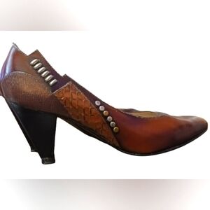 Italian leather stud pumps